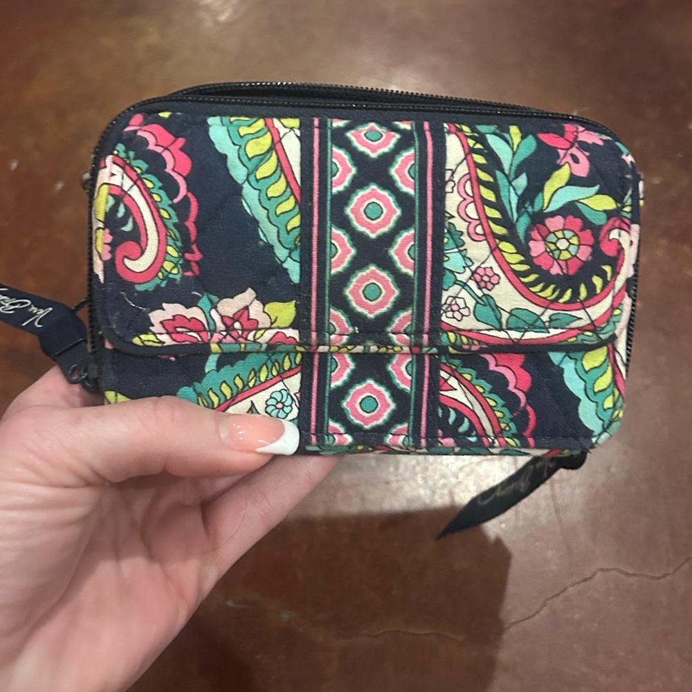 vera bradley wallet Petal Paisley blue pink wristlet full zip